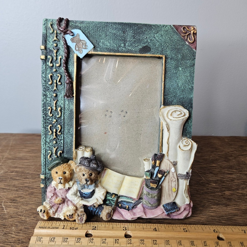 M.V.P. Designs Poly Bear Artist Teddy Bear Picture Frame Green‎ Gold 12816